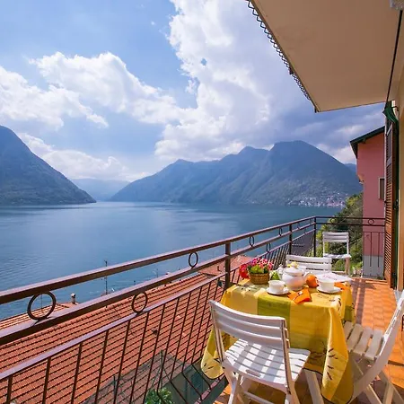 Bella Lake View